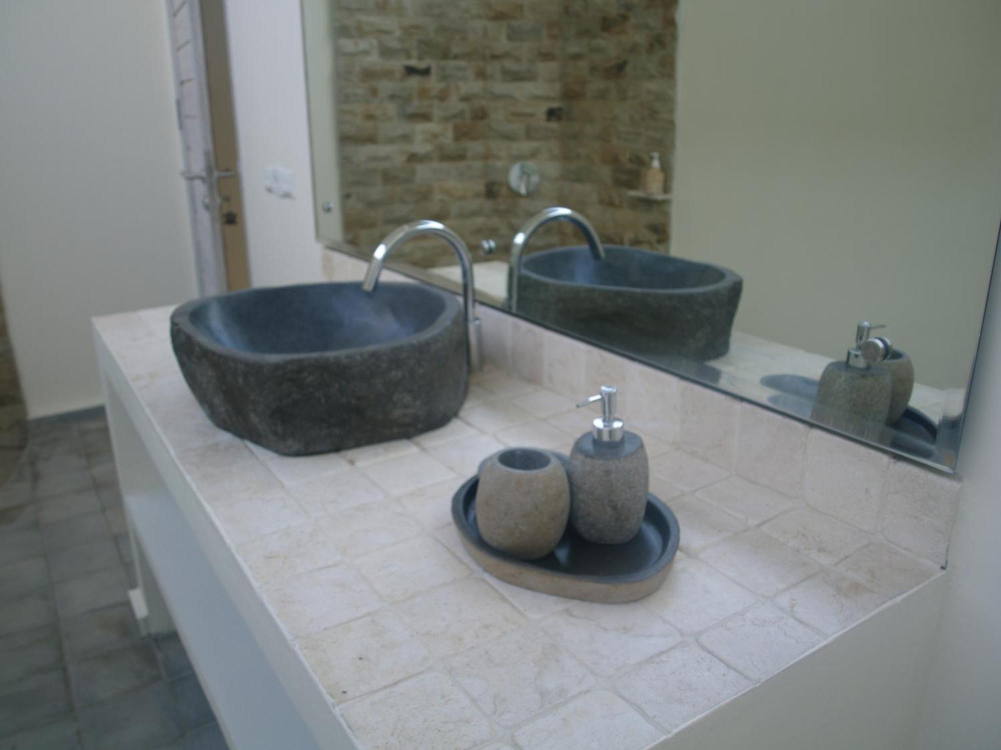 Tamoa Boutique Hotel Джили Трауанган Стая снимка